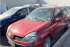 233 - 2004 Renault Clio 1.4 Dynamique 