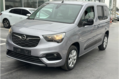 33 - 2022 Opel Combo 