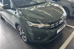 4 - 2022 Dacia Jogger	MPV