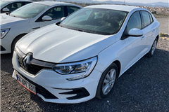 7 - 2024 Renault Megane 1.3 TCe Joy 