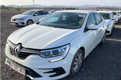 4 - 2024 Renault Megane 1.3 TCe Joy 