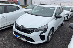 16 - 2024 Renault Clio 1.0 TCe EVOLUTION  