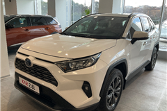 10 - 2022 Toyota RAV4 2.5 Hybrid Flame 