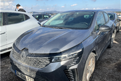 32 - 2023 Renault Clio 1.0 TCe EVOLUTION  