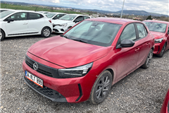 24 - 2024 Opel Corsa 1.2 Edition 