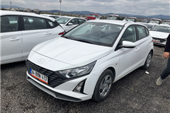 48 - 2024 Hyundai i20 1.4 MPI Jump 