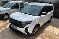 25 - 2025 Ford Tourneo Courier 1.5 TDCi Delux 