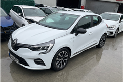 28 - 2023 Renault Clio 1.0 TCe 
