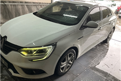 52 - 2020 Renault Megane 1.5 Blue DCI Joy 