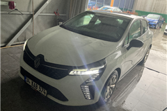 67 - 2023 Renault Clio 1.0 TCe Equilibre 