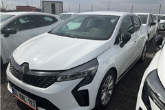 12 - 2024 Renault Clio 1.0 TCe EVOLUTION  