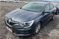 13 - 2024 Renault Megane 1.3 TCe Joy Comfort 