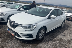 15 - 2024 Renault Megane 1.3 TCe Joy 