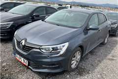 49 - 2024 Renault Megane 1.3 TCe Joy Comfort 