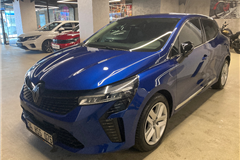 5 - 2023 Renault Clio 1.0 TCe EVOLUTION  