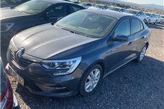 111 - 2024 Renault Megane 1.3 TCe Joy Comfort 