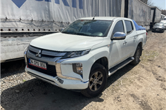 13 - 2021 Mitsubishi L 200 4x4 Storm 
