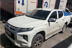 25 - 2021 Mitsubishi L 200 4x4 2.2