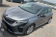 18 - 2023 Renault Clio 1.0 TCe Equilibre 