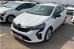 11 - 2024 Renault Clio 1.0 TCe EVOLUTION  