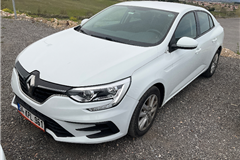 2 - 2024 Renault Megane 1.3 TCe Joy 