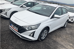 3 - 2024 Hyundai i20 1.4 MPI Jump 