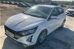 5 - 2025 Hyundai i20 1.0 T-GDI JUMP 