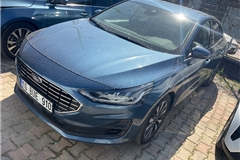 9 - 2025 Ford Focus 1.5 ECOBLUE TITANIUM X 