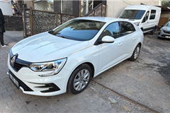29 - 2025 Renault Megane 1.3 TCe Touch 