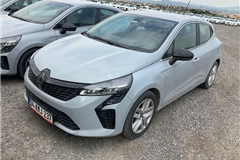 77 - 2024 Renault Clio 1.0 TCe EVOLUTION  