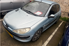 9 - 2004 Peugeot 206 1.4 HDi X-Line 