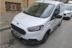 44 - 2020 Ford Transit Courier 1.5 TDCi Trend 