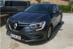 42 - 2024 Renault Megane 1.3 TCe Touch 