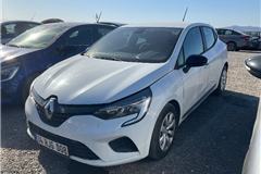 84 - 2023 Renault Clio 1.0 TCe Joy 