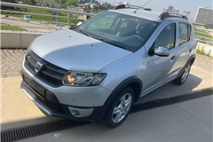 25 - 2016 Dacia Sandero Stepway 0.9