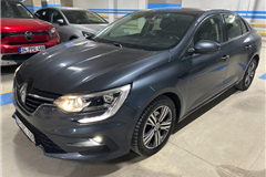 7 - 2022 Renault Megane 1.5 Blue DCI Touch 