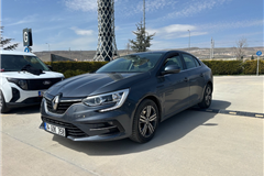 6 - 2022 Renault Megane 1.5 Blue DCI Touch 