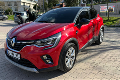 2 - 2022 Renault Captur 1.3 TCe Icon 