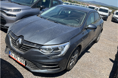 6 - 2024 Renault Megane 1.3 TCe Joy Comfort 