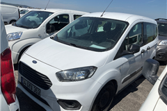 72 - 2023 Ford Tourneo Courier 1.5 TDCi Journey Trend SCR