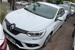 58 - 2020 Renault Megane 1.5 Blue DCI Joy 