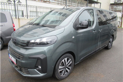 22 - 2025 Peugeot TRAVELLER
