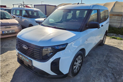 4 - 2025 Ford Tourneo Courier 1.5 TDCi Trend ECOBLUE