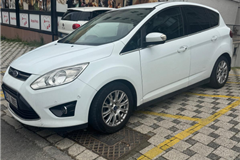 60 - 2014 Ford C-Max 1.6 TDCi Titanium 