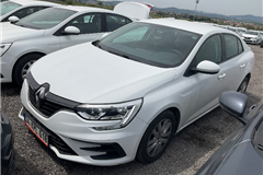 9 - 2024 Renault Megane 1.3 TCe Joy 