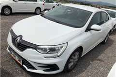 24 - 2024 Renault Megane 1.3 TCe Joy 