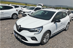 109 - 2023 Renault Clio 1.0 TCe Touch 