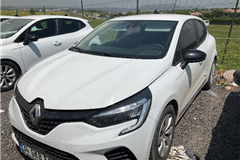 135 - 2023 Renault Clio 1.0 TCe Joy 