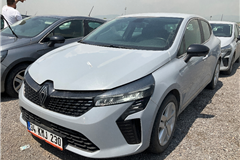 77 - 2024 Renault Clio 1.0 TCe EVOLUTION  