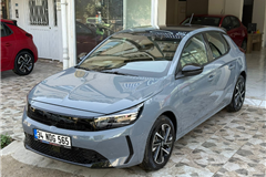 32 - 2025 Opel Corsa 1.2 GS